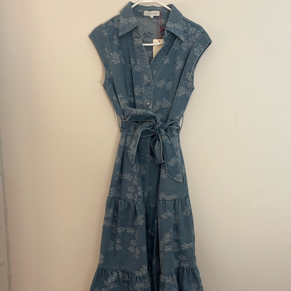 Preppy jean flower detail dress